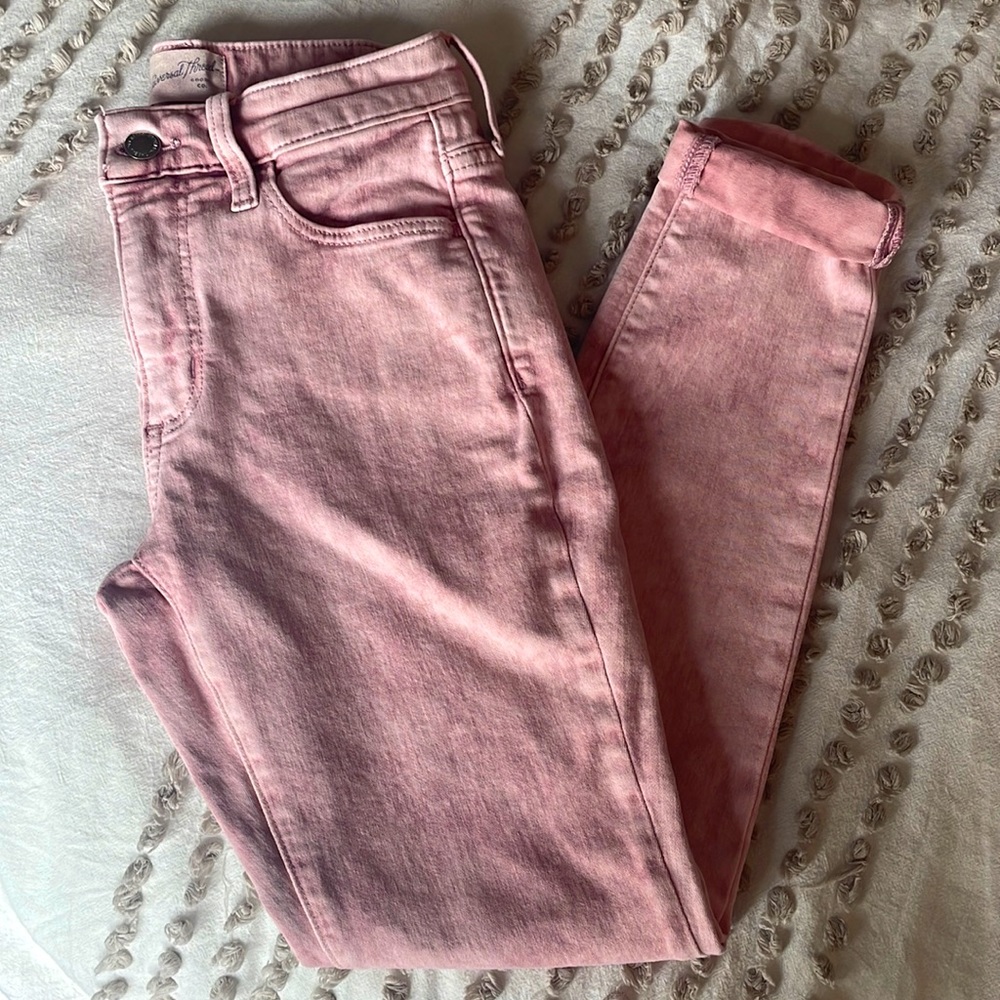 Universal Thread Pale Pink Jeans